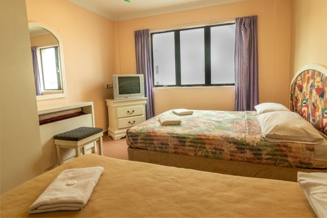 Hotel Grande Malacca Екстериор снимка